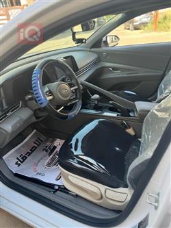 هیۆندای ئەلەنترا